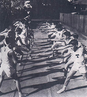 Los Angeles Turners fencers in 1935